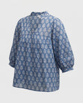 Blau